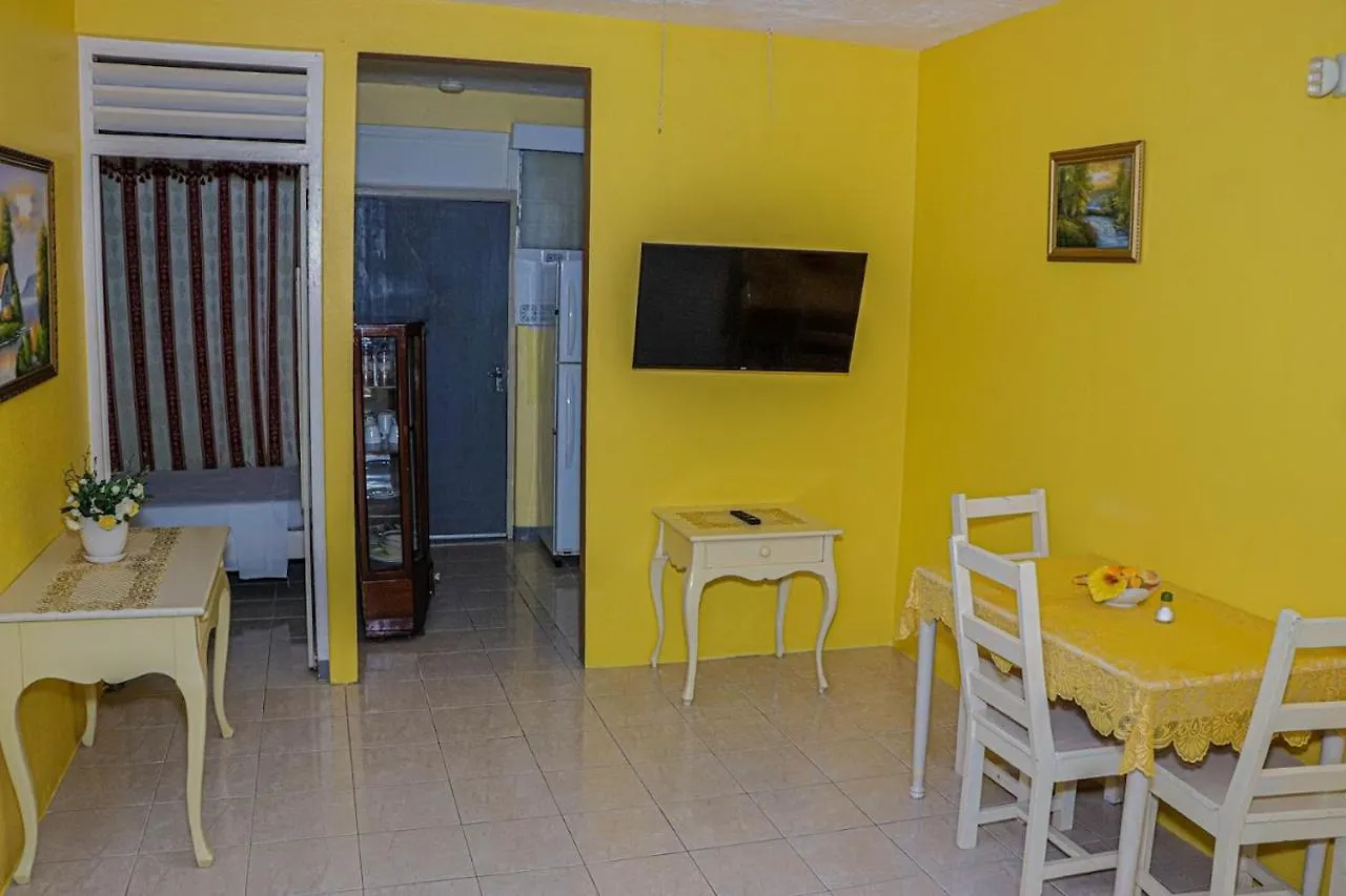 Columbus Inn Priory Jamaica